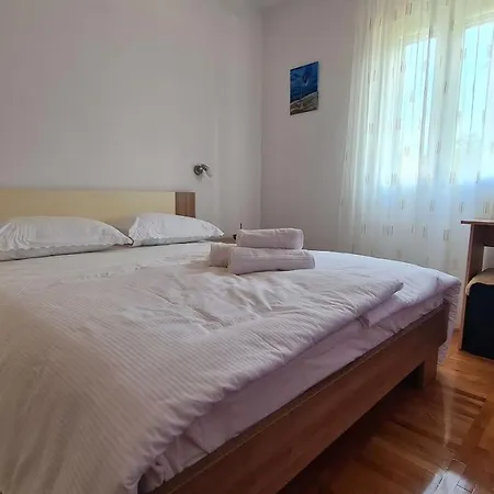 Antonia * Stari Grad (Hvar)